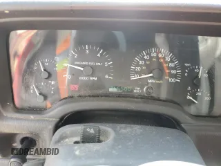 1999 Jeep Cherokee Sport z VIN 1J4FF68S7XL590900, wystawiony jako Copart lot #55098635 z przebiegiem 265 588 mil mil oraz Szkoda całkowita • Salvage title. Historia ofert i sprzedaży dostępna na DreamBid. Obrazek 9.