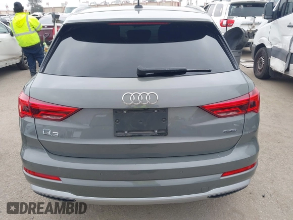 2020 Audi Q3 Premium with VIN WA1AECF32L1061271, listed as a IAAI auction lot 42038795 with 23,902 mi miles and . Bid and sale history available at DreamBid. Image 17.
