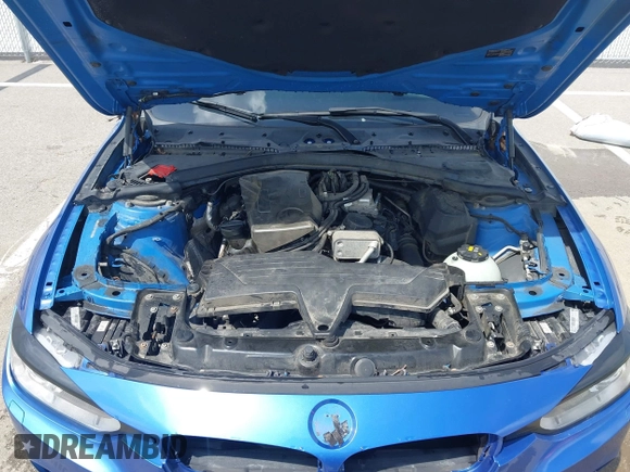 2015 BMW 3 Series 328i xDrive with VIN WBA3B3C57FJ985025, listed as a IAAI auction lot 42140398 with 134,643 mi miles and . Bid and sale history available at DreamBid. Image 10.
