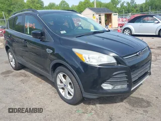 2014 Ford Escape SE with VIN 1FMCU9GXXEUD40924, listed as a IAAI auction lot 42230156 with 190,238 mi miles and . Bid and sale history available at DreamBid. Image 1.