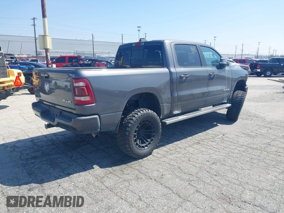 2019 Ram 1500 Big Horn z VIN 1C6RRFFG8KN710927, wystawiony jako IAAI lot #41850421 z przebiegiem 66 007 mil mil oraz . Historia ofert i sprzedaży dostępna na DreamBid. Obrazek 4.