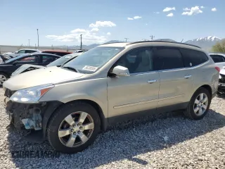 2012 Chevrolet Traverse LTZ z VIN 1GNKVLEDXCJ157466, wystawiony jako Copart lot #56336585 z przebiegiem 207 105 mil mil oraz Szkoda całkowita • Salvage title. Historia ofert i sprzedaży dostępna na DreamBid. Obrazek 1.