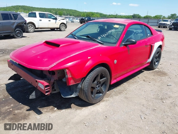 2004 Ford Mustang GT Deluxe z VIN 1FAFP42XX4F210024, wystawiony jako IAAI lot #42119586 z przebiegiem 176 164 mil mil oraz . Historia ofert i sprzedaży dostępna na DreamBid. Obrazek 2.