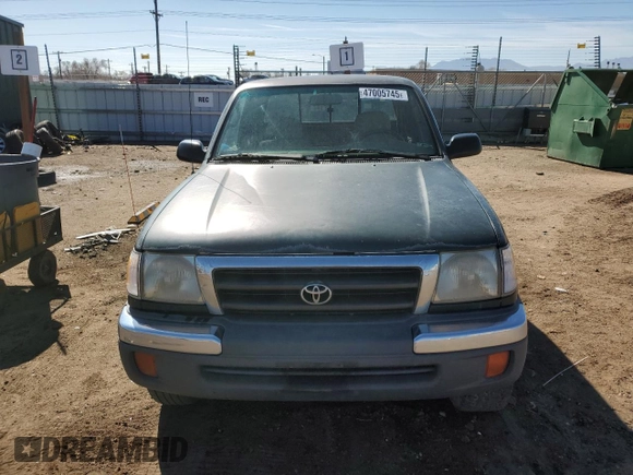 2000 Toyota Tacoma PreRunner with VIN 4TASM92N1YZ680858, listed as a Copart auction lot 47005745 with 333,428 mi miles and Salvage title. Bid and sale history available at DreamBid. Image 5.