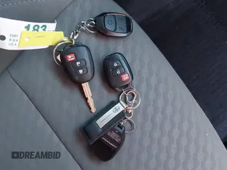 2021 Toyota Tacoma SR z VIN 3TMCZ5AN5MM386394, wystawiony jako IAAI lot #41821364 z przebiegiem 54 070 mil mil oraz . Historia ofert i sprzedaży dostępna na DreamBid. Obrazek 11.