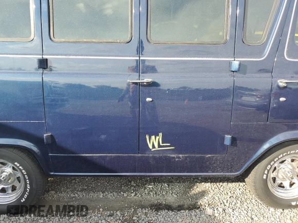 1961 Ford Econoline Cargo with VIN E10SH122862, listed as a Copart auction lot 81049724 with 105,031 mi miles and Salvage Title. Bid and sale history available at DreamBid. Image 13.