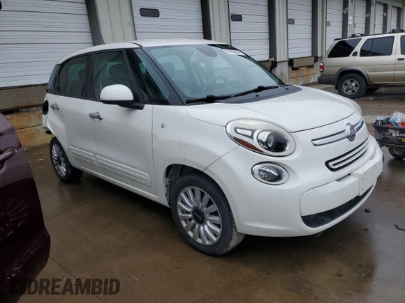 2014 FIAT 500L Easy with VIN ZFBCFABH3EZ028210, listed as a Copart auction lot 83995984 with Not Provided miles and Salvage Title. Bid and sale history available at DreamBid. Image 4.
