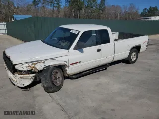 1998 Dodge Ram 1500 with VIN 1B7HC13Y5WJ121692, listed as a Copart auction lot 45572805 with 439,915 mi miles and Salvage Title. Bid and sale history available at carsss.com. Image 1.