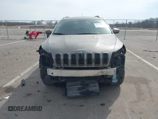 2018 Jeep Cherokee Latitude Plus with VIN 1C4PJMLXXJD571713, listed as a IAAI auction lot 41771661 with 87,580 mi miles and . Bid and sale history available at DreamBid. Image 13.
