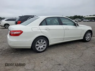 2012 Mercedes-Benz E 350 Luxury with VIN WDDHF5KB8CA584407, listed as a Copart auction lot 54925505 with 81,030 mi miles and Salvage Title. Bid and sale history available at DreamBid. Image 3.