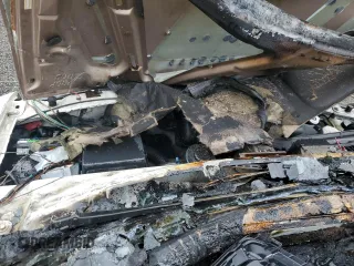 2001 Chevrolet Astro with VIN 1GNDM19W41B133828, listed as a Copart auction lot 71956404 with Not Provided miles and Salvage Title. Bid and sale history available at carsss.com. Image 13.