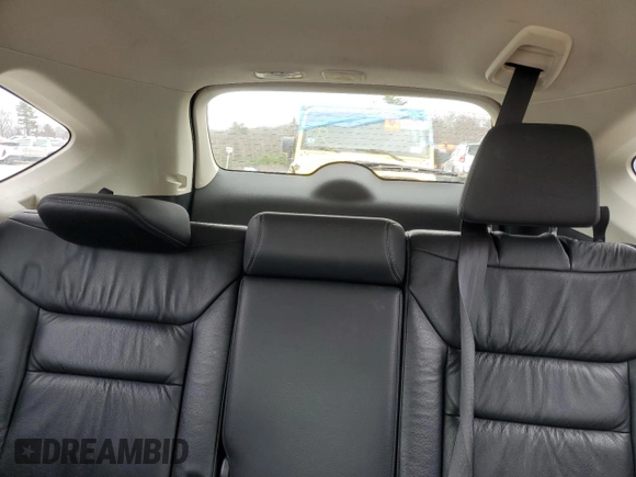 2012 Honda CR-V EX-L z VIN JHLRM4H72CC027727, wystawiony jako Copart lot #51544245 z przebiegiem 121 705 mil mil oraz Czysty tytuł • Clean title. Historia ofert i sprzedaży dostępna na DreamBid. Obrazek 10.