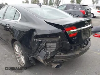 2015 Jaguar XF V6 Portfolio with VIN SAJWA0F77F8U65737, listed as a IAAI auction lot 42078529 with 62,229 mi miles. Bid and sale history available at carsss.com. Image 6.