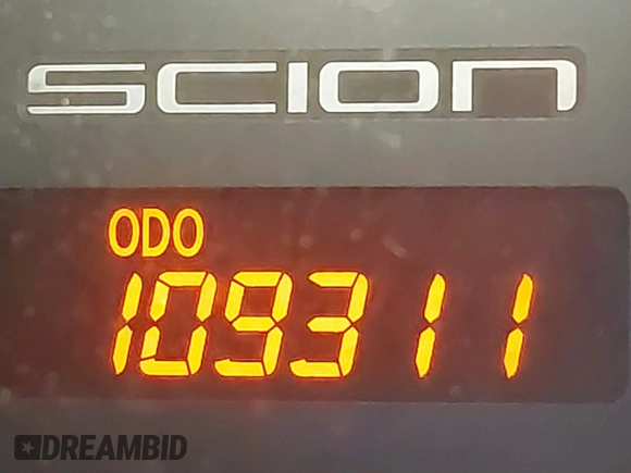 2016 Scion tC z VIN JTKJF5C7XGJ017894, wystawiony jako IAAI lot #41614948 z przebiegiem 109 311 mil mil oraz . Historia ofert i sprzedaży dostępna na DreamBid. Obrazek 16.