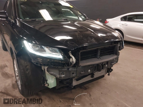 2019 Lincoln MKC Standard with VIN 5LMCJ1D95KUL17768, listed as a IAAI auction lot 42171032 with 24,578 mi miles. Bid and sale history available at carsss.com. Image 6.