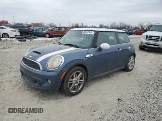 2011 MINI Hardtop S with VIN WMWSV3C55BTY10340, listed as a Copart auction lot 88598945 with Not Provided miles and Salvage Title. Bid and sale history available at DreamBid. Image 1.