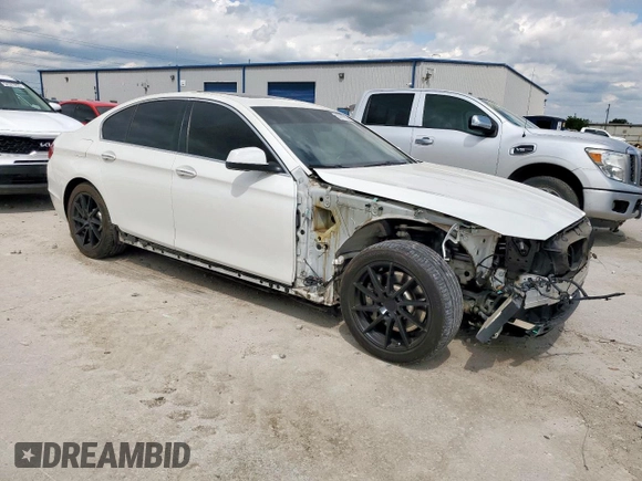 2013 BMW 5 Series 535i xDrive with VIN WBAFU7C58DDU73395, listed as a Copart auction lot 53998655 with 79,120 mi miles and Salvage title. Bid and sale history available at DreamBid. Image 4.