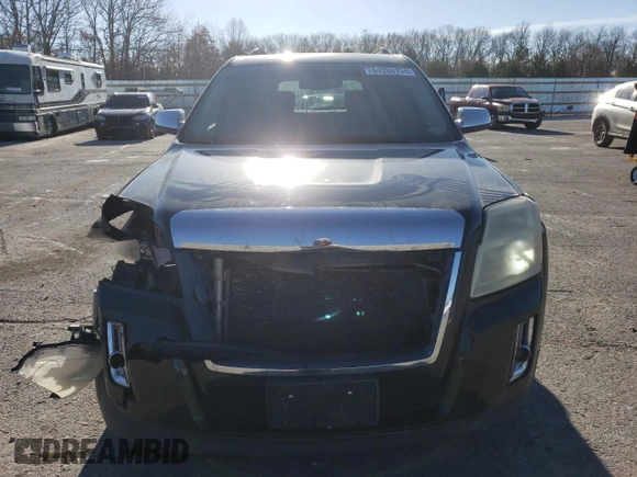 2010 GMC Terrain SLT-1 with VIN 2CTALFEW7A6323325, listed as a Copart auction lot 84286704 with 225,246 mi miles and Salvage title. Bid and sale history available at DreamBid. Image 5.