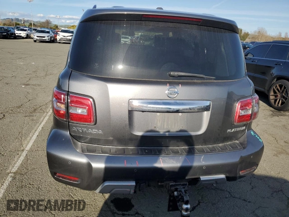 2017 Nissan Armada Platinum z VIN JN8AY2NF1H9300454, wystawiony jako Copart lot #49198605 z przebiegiem 109 546 mil mil oraz Szkoda całkowita • Salvage title. Historia ofert i sprzedaży dostępna na DreamBid. Obrazek 6.