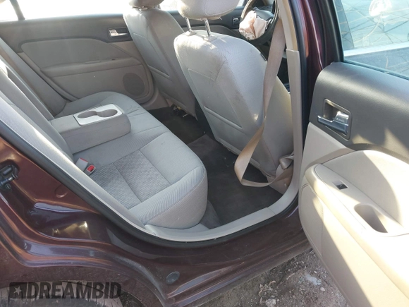 2011 Ford Fusion SE with VIN 3FAHP0HA2BR165178, listed as a IAAI auction lot 41774046 with 130,000 mi miles. Bid and sale history available at carsss.com. Image 8.