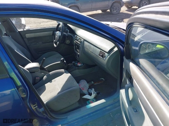 2005 Suzuki Forenza S with VIN KL5JD56Z85K111425, listed as a IAAI auction lot 41421881 with 18,478 mi miles. Bid and sale history available at carsss.com. Image 5.