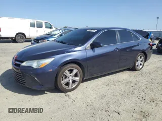 2015 Toyota Camry XLE with VIN 4T1BF1FK8FU907128, listed as a Copart auction lot 54346185 with 179,032 mi miles and Salvage Title. Bid and sale history available at carsss.com. Image 1.