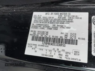 2014 Ford Mustang V6 z VIN 1ZVBP8EM2E5330955, wystawiony jako IAAI lot #41567236 z przebiegiem 17 365 mil mil oraz . Historia ofert i sprzedaży dostępna na DreamBid. Obrazek 9.