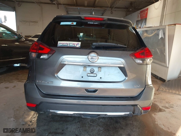 2017 Nissan Rogue SL with VIN 5N1AT2MT5HC825730, listed as a IAAI auction lot 41390651 with 131,723 mi miles. Bid and sale history available at carsss.com. Image 17.