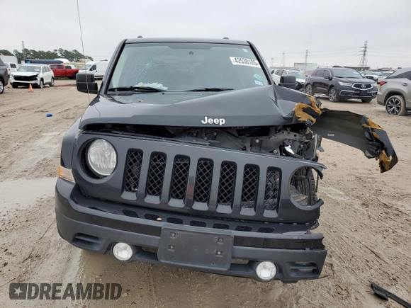 2013 Jeep Patriot Latitude with VIN 1C4NJPFB1DD230066, listed as a Copart auction lot 42530185 with 93,280 mi miles and Salvage Title. Bid and sale history available at carsss.com. Image 5.