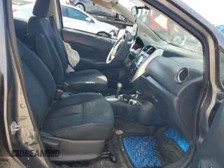 2016 Nissan Note S z VIN 3N1CE2CPXGL369399, wystawiony jako Copart lot #60973895 z przebiegiem 151 609 mil mil oraz Szkoda całkowita • Salvage title. Historia ofert i sprzedaży dostępna na DreamBid. Obrazek 7.