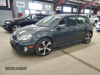 2013 Volkswagen GTI z VIN WVWED7AJ2DW089888, wystawiony jako Copart lot #57150945 z przebiegiem 146 134 mil mil oraz Czysty tytuł • Clean title. Historia ofert i sprzedaży dostępna na DreamBid. Obrazek 1.