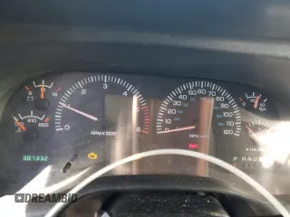 2001 Dodge 1500 z VIN 3B7HC13Z41G174015, wystawiony jako Copart lot #52925335 z przebiegiem 307 332 mil mil oraz Szkoda całkowita • Salvage title. Historia ofert i sprzedaży dostępna na DreamBid. Obrazek 9.