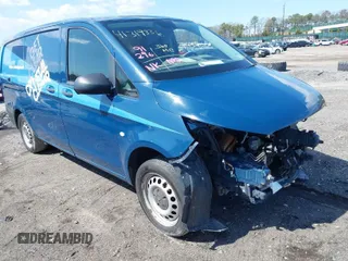2018 Mercedes-Benz Metris Cargo with VIN WD3PG2EA7J3412014, listed as a IAAI auction lot 41879720 with 91,296 mi miles. Bid and sale history available at carsss.com. Image 1.