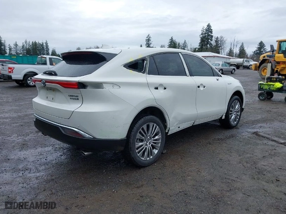 2021 Toyota Venza LE with VIN JTEAAAAH1MJ013086, listed as a IAAI auction lot 41870665 with NaN miles. Bid and sale history available at carsss.com. Image 4.