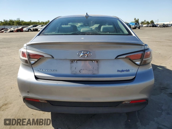 2016 Hyundai Sonata Hybrid SE with VIN KMHE24L1XGA013950, listed as a Copart auction lot 67882953 with 88,426 mi miles. Bid and sale history available at carsss.com. Image 6.
