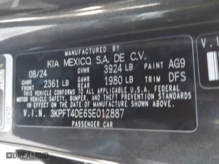2025 Kia K4 LXS with VIN 3KPFT4DE6SE012887, listed as a IAAI auction lot 41272567 with 818 mi miles. Bid and sale history available at carsss.com. Image 9.