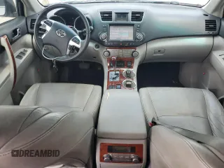 2012 Toyota Highlander Limited z VIN 5TDYK3EHXCS053674, wystawiony jako Copart lot #61424105 z przebiegiem 291 856 mil mil oraz Szkoda całkowita • Salvage title. Historia ofert i sprzedaży dostępna na DreamBid. Obrazek 8.