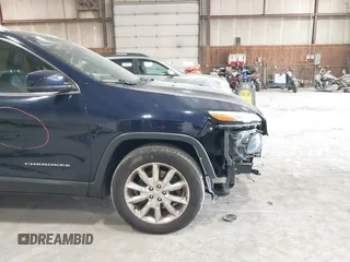 2015 Jeep Cherokee Limited with VIN 1C4PJMDB4FW775065, listed as a IAAI auction lot 42044247 with 125,131 mi miles and . Bid and sale history available at DreamBid. Image 18.