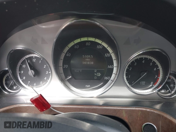 2010 Mercedes-Benz E 350 Luxury with VIN WDDHF5GB8AA083734, listed as a IAAI auction lot 42084306 with 141,838 mi miles and . Bid and sale history available at carsss.com. Image 7.
