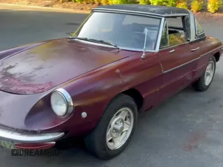 1969 Alfa Romeo Spider z VIN AR1481093, wystawiony jako Copart lot #55366765 z przebiegiem 94 213 mil mil oraz Czysty tytuł • Clean title. Historia ofert i sprzedaży dostępna na DreamBid. Obrazek 11.