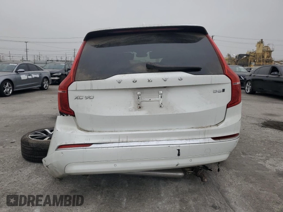 2024 Volvo XC90 Ultimate Bright Theme with VIN YV4062PF1R1159554, listed as a Copart auction lot 74522864 with 10,930 mi miles and Salvage Title. Bid and sale history available at carsss.com. Image 6.