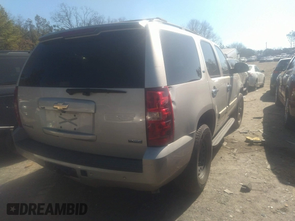 2008 Chevrolet Tahoe 3LT with VIN 1GNFC13028R218118, listed as a IAAI auction lot 41483170 with 250,687 mi miles and . Bid and sale history available at DreamBid. Image 4.