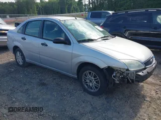 2007 Ford Focus S with VIN 1FAHP34N17W186926, listed as a IAAI auction lot 42206028 with 305,275 mi miles and . Bid and sale history available at DreamBid. Image 1.