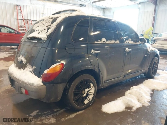 2002 Chrysler PT Cruiser Limited with VIN 3C8FY68B12T332027, listed as a IAAI auction lot 41627898 with 143,595 mi miles. Bid and sale history available at carsss.com. Image 4.