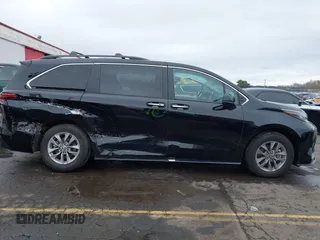 2023 Toyota Sienna XLE с VIN 5TDYRKEC2PS164736, выставлен на аукционе IAAI как лот 41610043 с пробегом 30 471 миль миль и . История ставок и продаж доступна на DreamBid. Изображение 13.