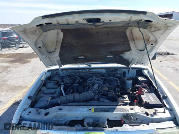 2008 Ford Ranger XL with VIN 1FTZR15E28PA86177, listed as a IAAI auction lot 41883220 with 102,666 mi miles and . Bid and sale history available at DreamBid. Image 10.