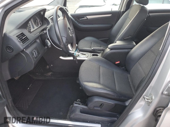 2011 Mercedes-Benz B 200 with VIN WDDFH3EB6BJ699636, listed as a Copart auction lot 86630454 with 79,450 mi miles and Clean Title. Bid and sale history available at DreamBid. Image 7.