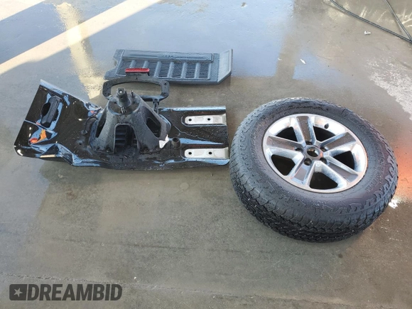 2020 Jeep Wrangler Unlimited Sahara Altitude with VIN 1C4HJXEGXLW292367, listed as a Copart auction lot 88130035 with 52,838 mi miles and Salvage title. Bid and sale history available at DreamBid. Image 12.