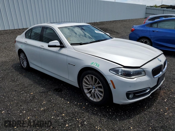 2015 BMW 5 Series 528i xDrive with VIN WBA5A7C51FD622947, listed as a Copart auction lot 63047135 with 189,938 mi miles and Salvage title. Bid and sale history available at DreamBid. Image 4.