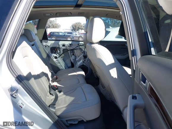 2011 Audi Q5 3.2L Premium Plus with VIN WA1DKAFP9BA068715, listed as a IAAI auction lot 41867985 with 147,207 mi miles. Bid and sale history available at carsss.com. Image 8.